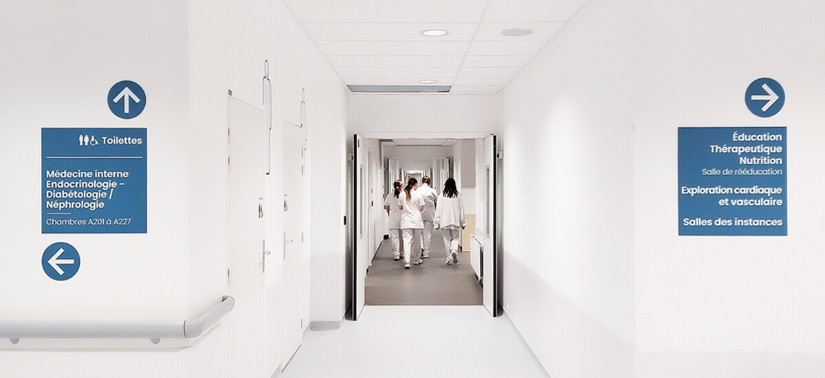 signalétique directionnelle centre sanitaire