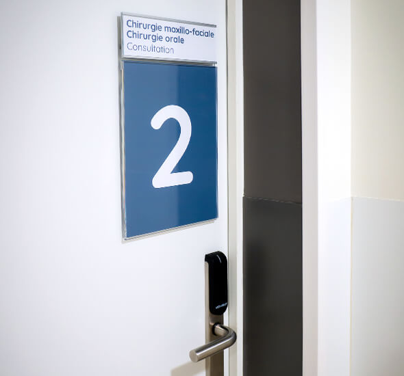plaque de porte consultation centre hospitalier Skwizmi