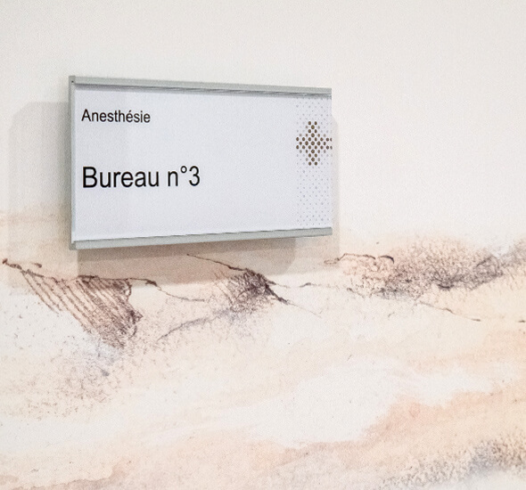 identification bureau hopital skwizmi 102